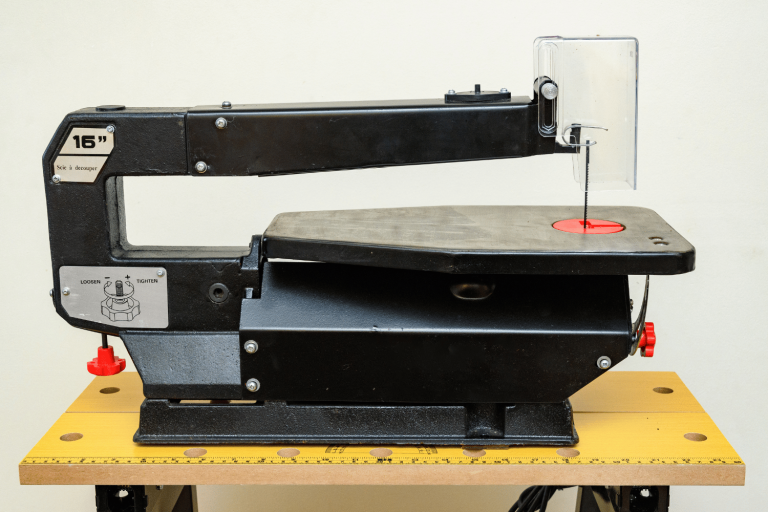 What is a scroll saw